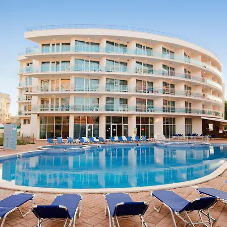 Calypso Hotell 3*